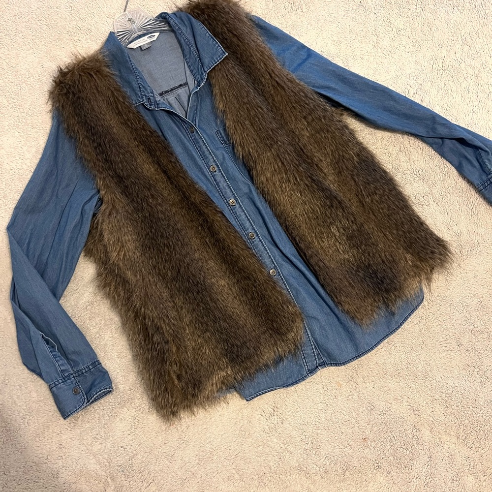Faux fur vest